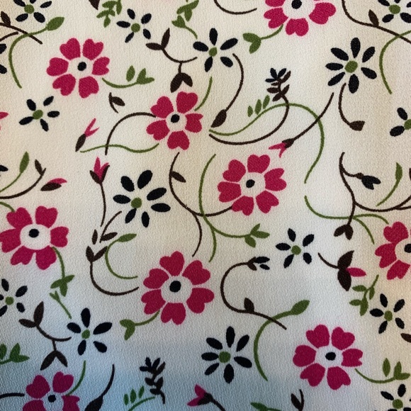 Classic and beautiful - Picture 3 of 6